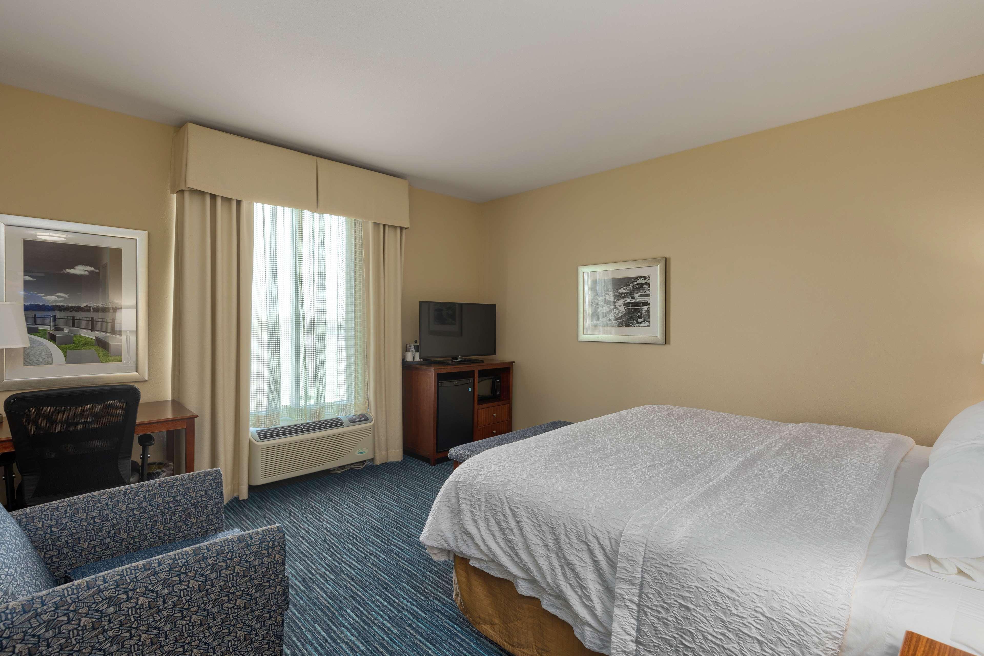 Hampton Inn & Suites Owensboro Downtown Waterfront Ngoại thất bức ảnh