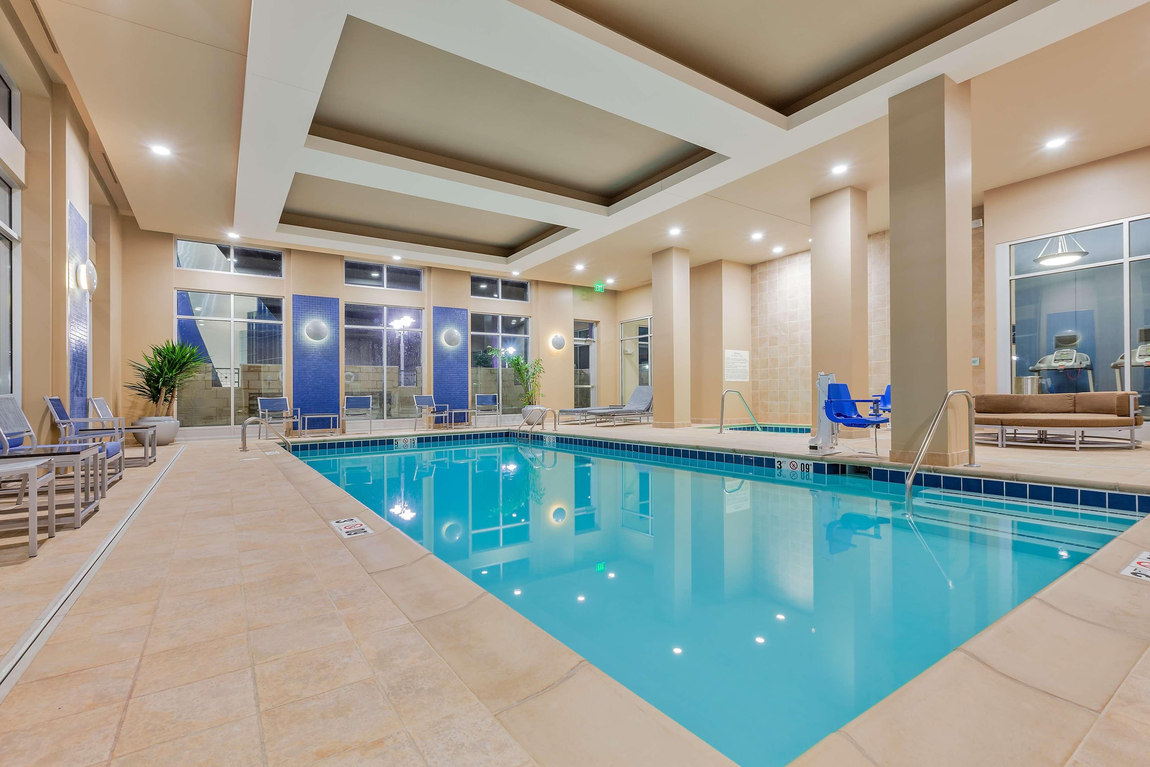 Hampton Inn & Suites Owensboro Downtown Waterfront Ngoại thất bức ảnh