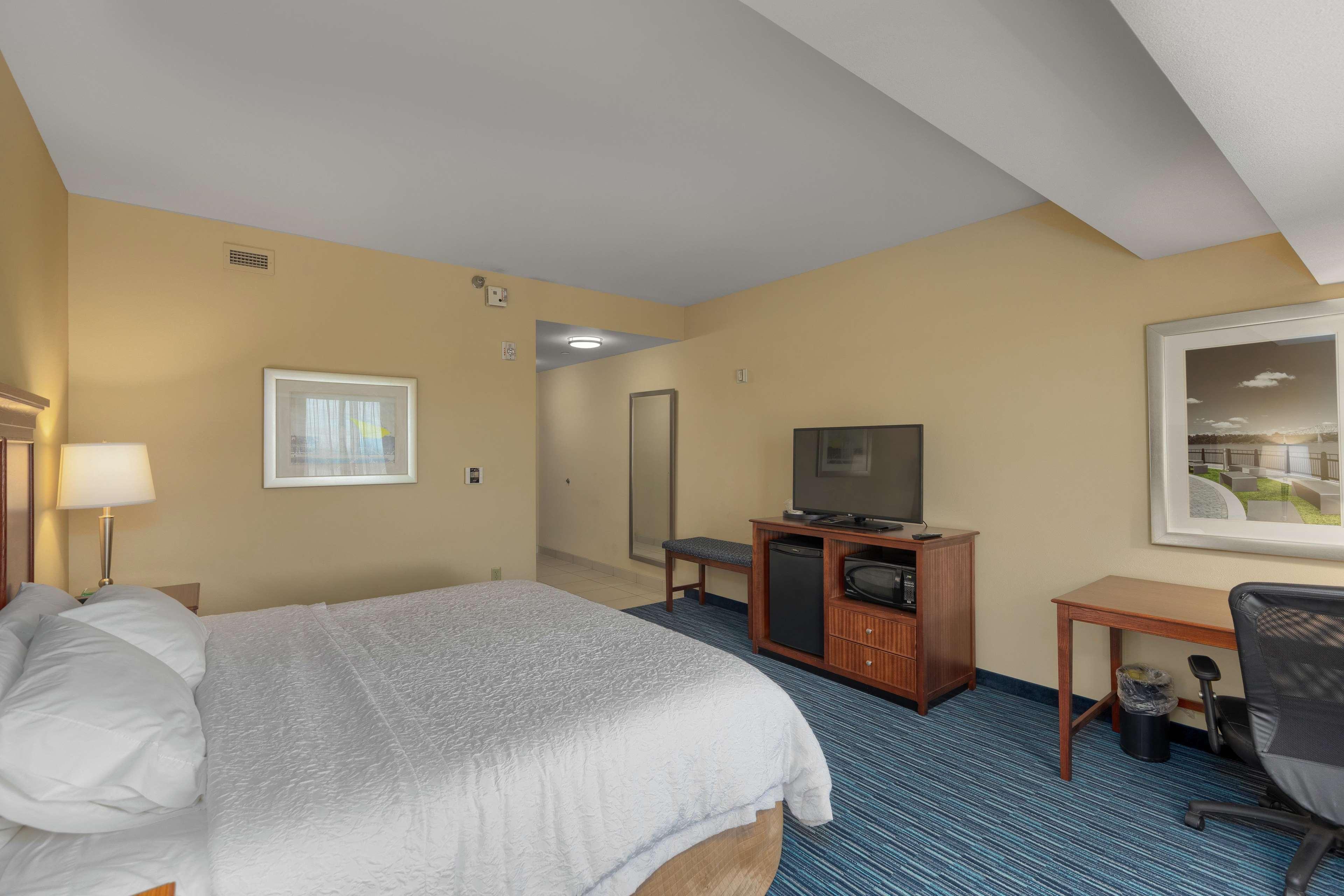 Hampton Inn & Suites Owensboro Downtown Waterfront Ngoại thất bức ảnh