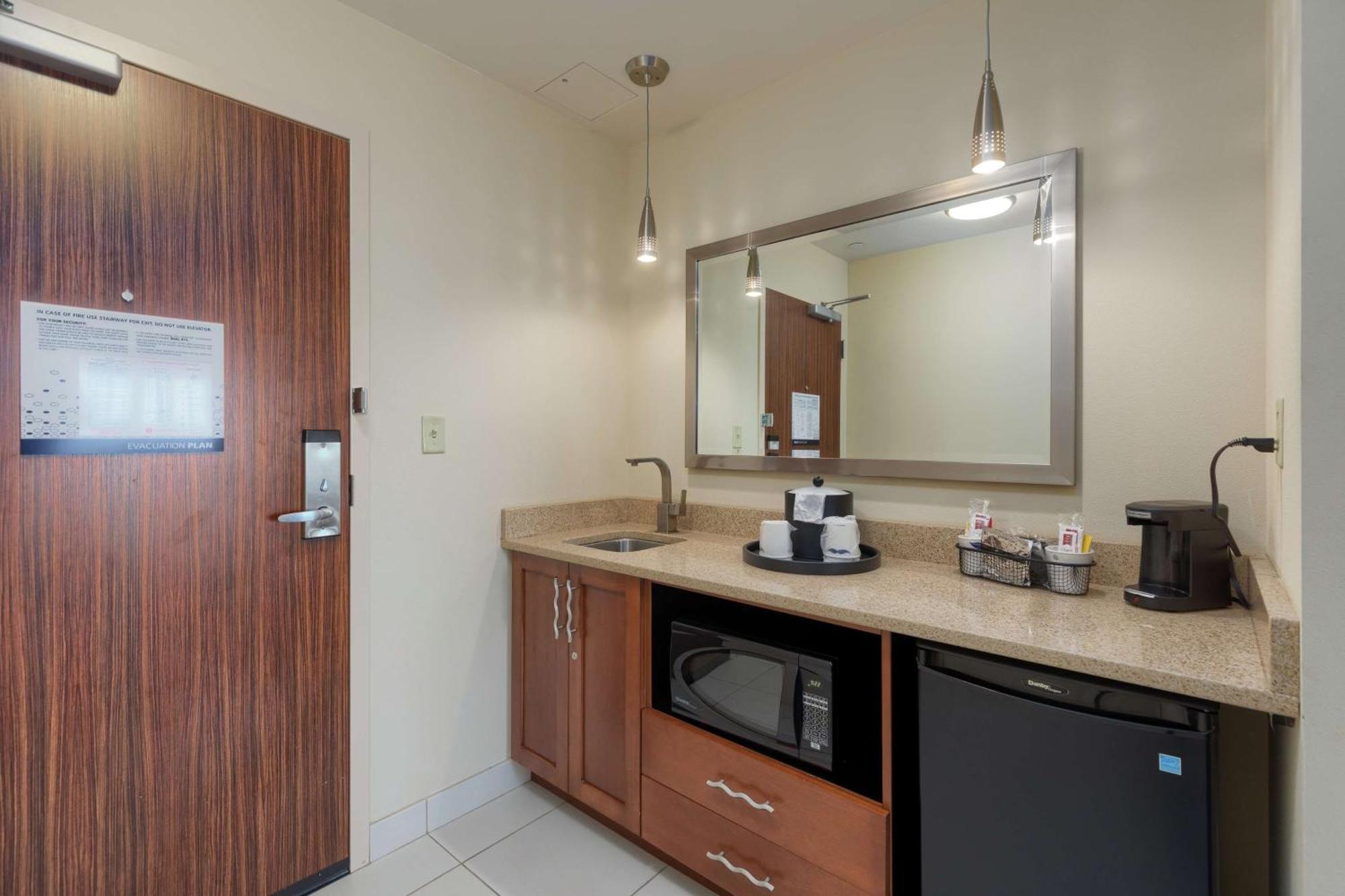 Hampton Inn & Suites Owensboro Downtown Waterfront Ngoại thất bức ảnh