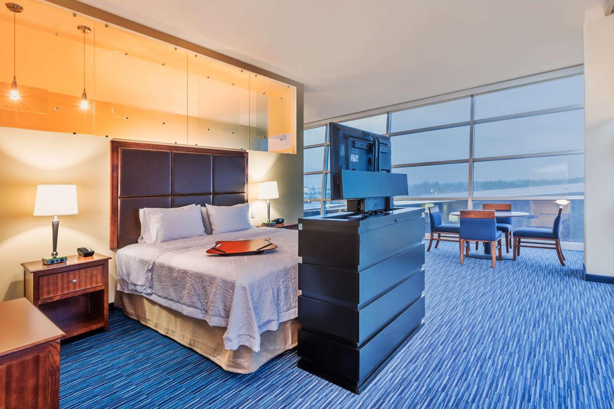 Hampton Inn & Suites Owensboro Downtown Waterfront Ngoại thất bức ảnh